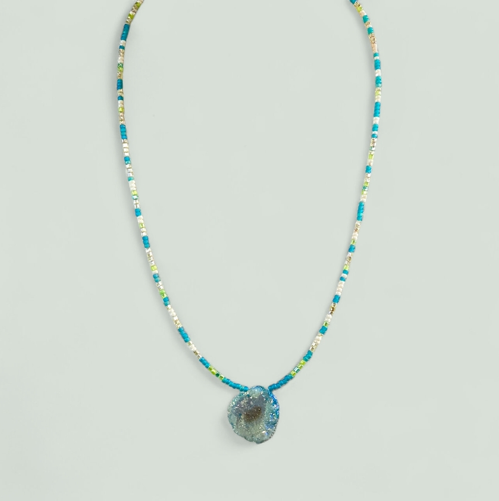 Aura Druzy Crystal Dainty Beaded Necklace 17" Beach Blue Green Ocean